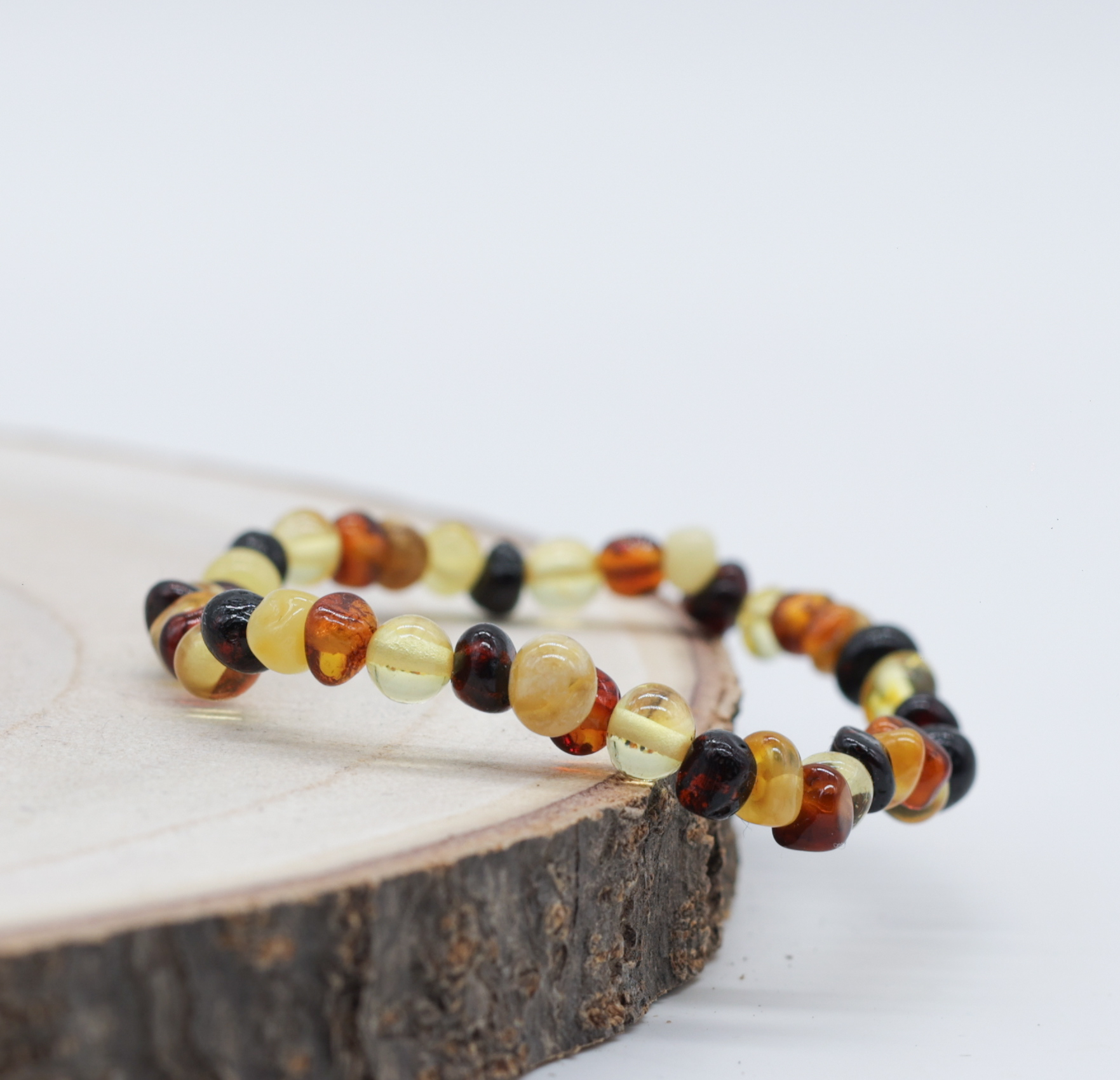 bracelet-en-ambre-multicolore